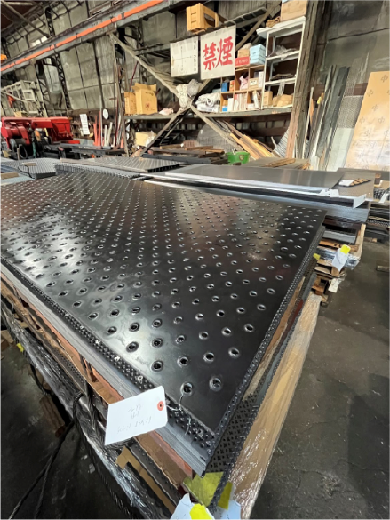 パンチングメタル